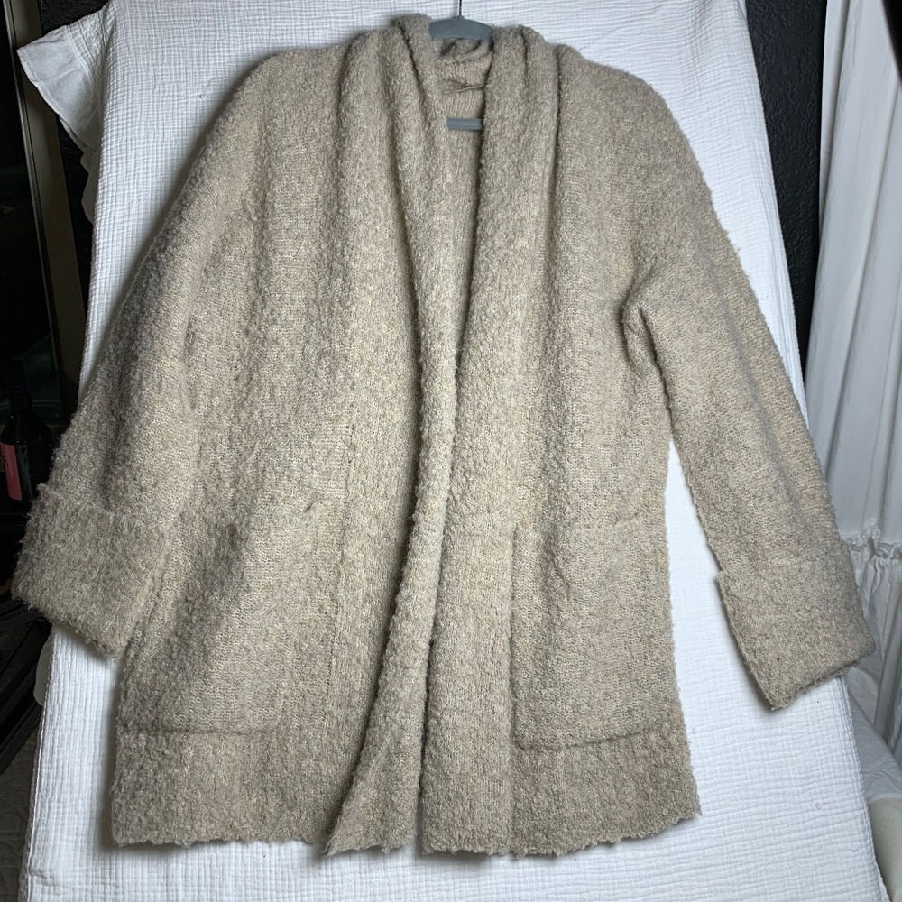 Abercrombie Fitch Lounge tan sweater cardigan S/M comfy cozy fall vibes